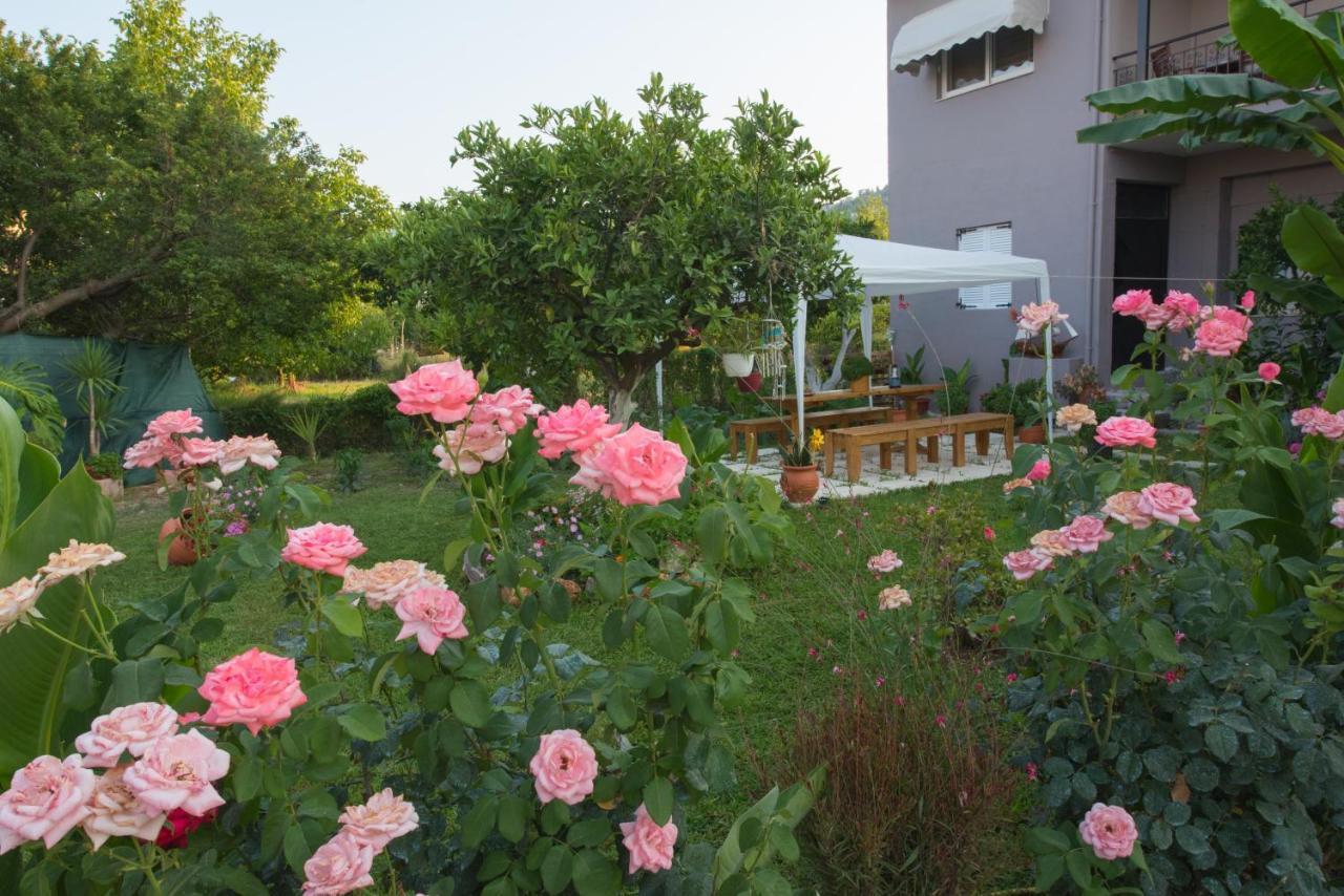 Liovore Apartments Lygia  Luaran gambar